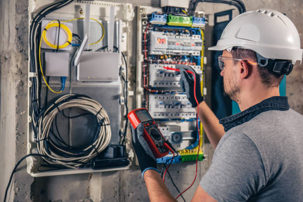 Best Electrical Outlet Repair  in Wedgefield, FL